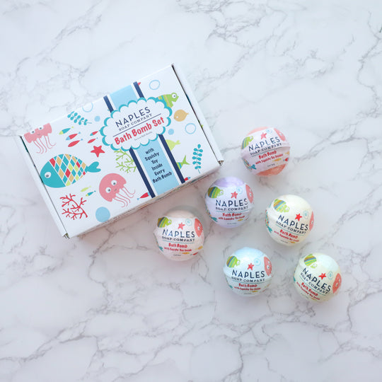 Berry Goodness Kid's Bath Bomb Blue